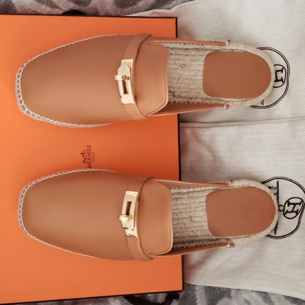 Hermes Espadrille Mule Brown Natural Goatskin Kelly Buckle size 40EU or 10US